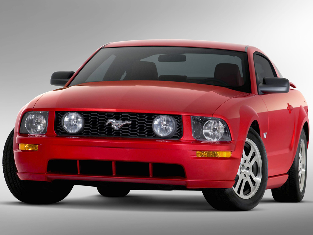 2005 Corvette convertible vs ford mustang #7