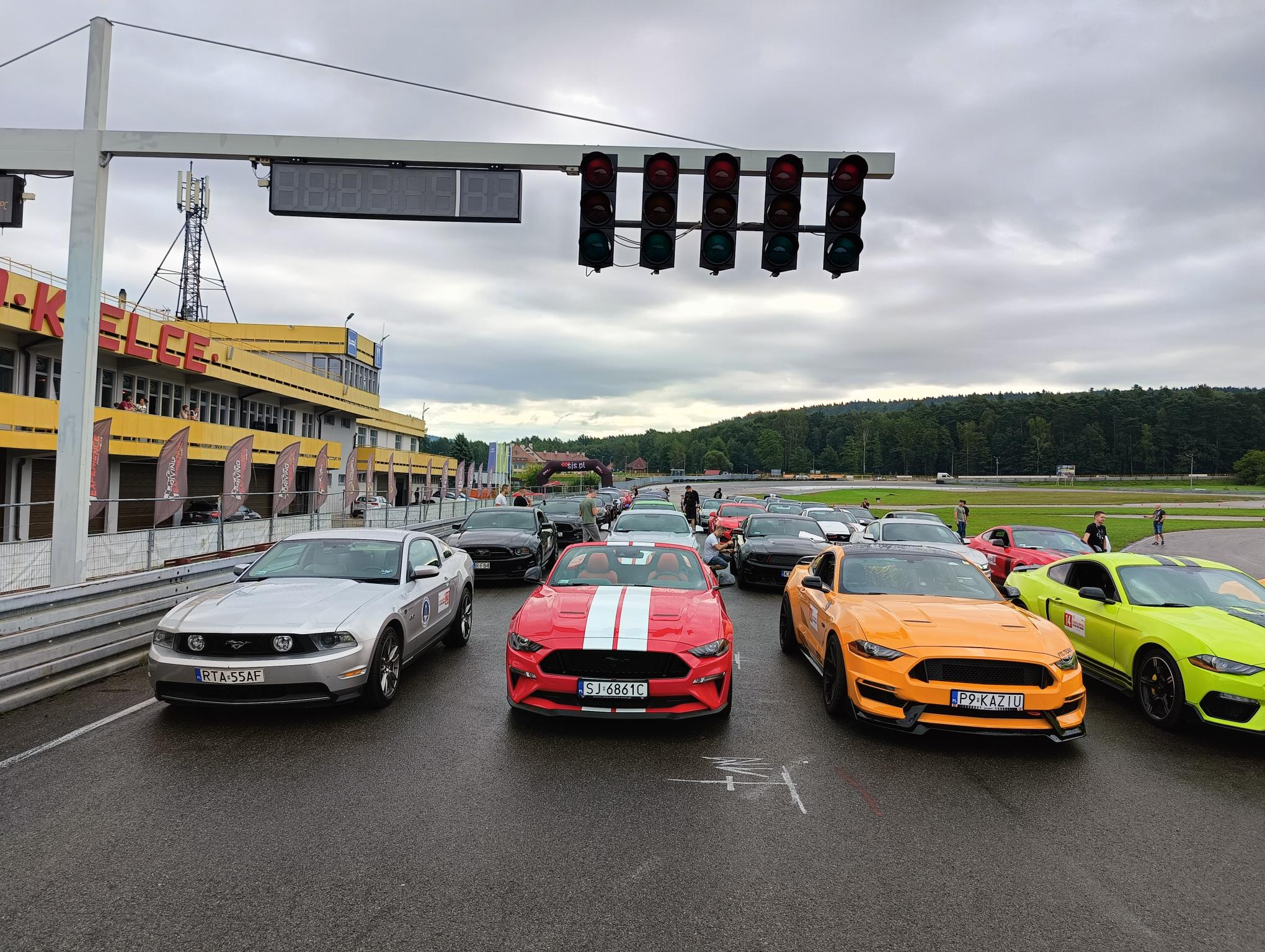Wielka Gonitwa Stajni Mustangów 2024